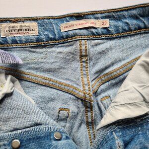 Levis Ribcage Straight Ankle Jeans